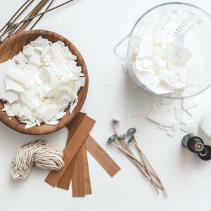 IZDELAVA SVEČ IN DIŠAV ZA PROSTOR